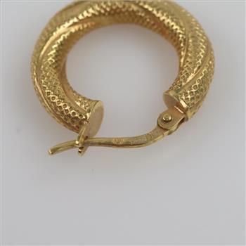14kt Gold Hollow Hoop Earring