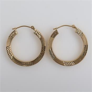 14kt Gold Hollow Hoop Earrings