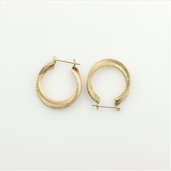 14kt Gold Hollow Hoop Earrings