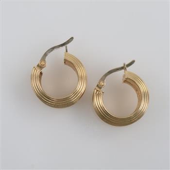 14kt Gold Hollow Hoop Earrings