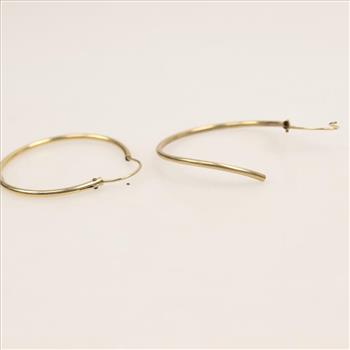 14kt Gold Hollow Hoop Earrings