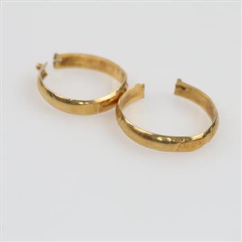 14kt Gold Hollow Hoop Earrings