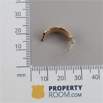 14kt Gold Hollow Piece