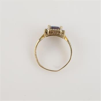 14kt Gold Iridescent Stone Clear Stone Accent Ring