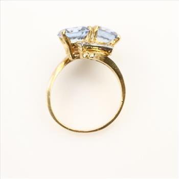 14kt Gold Light Blue Stone, Diamond Ring