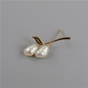 14kt Gold Pearl Drop Earring