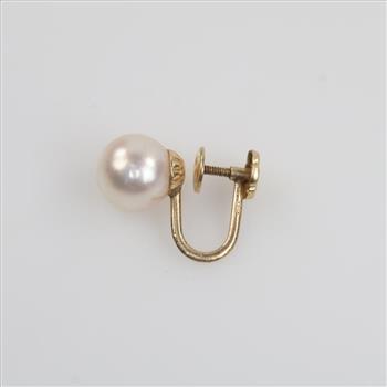 14kt Gold Pearl Earring