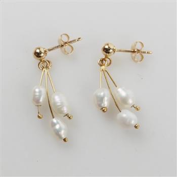 14kt Gold Pearl Earrings