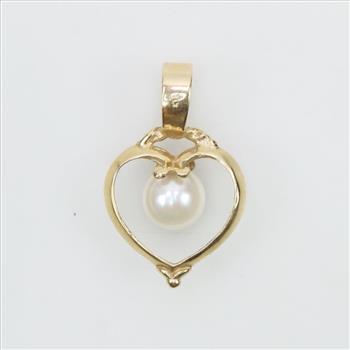 14kt Gold Pearl Heart Pendant
