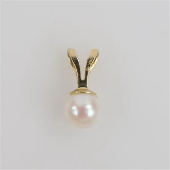 14kt Gold Pearl Pendant