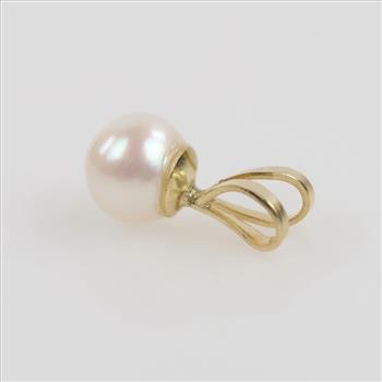 14kt Gold Pearl Pendant