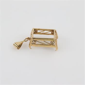 14kt Gold Pendant