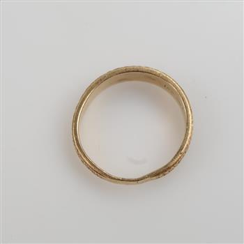 14kt Gold Petite Nugget Textured Band