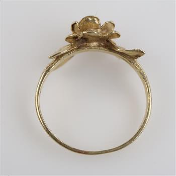 14kt Gold Pink Stone Flower Ring