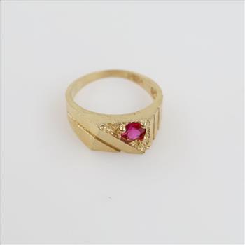 14kt Gold Pink Stone Ring
