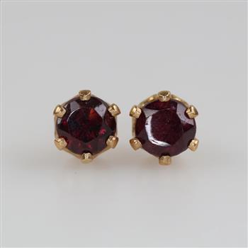 14kt Gold Red Garnet Stone Earrings