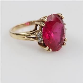 14kt Gold Red Ruby Diamond Accent Ring
