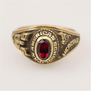 14kt Gold Red Stone Class Ring