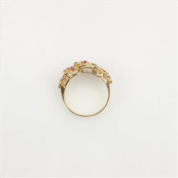 14kt Gold Ruby Flower Ring