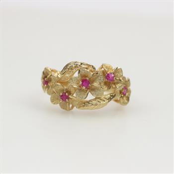 14kt Gold Ruby Flower Ring
