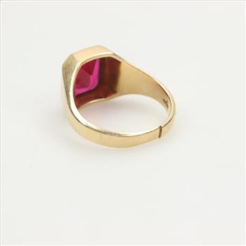14kt Gold Ruby Ring