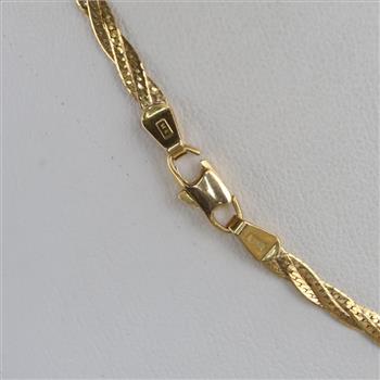 14kt Gold Twisted Herringbone Chain Necklace