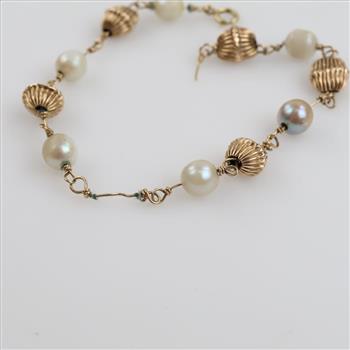 14kt GP Hollow And White Bead Bracelet