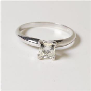14kt White Gold 1.9g Princess Cut Diamond Solitaire Engagement Ring With Jewelry Appraisal Sheet