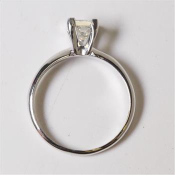 14kt White Gold 1.9g Princess Cut Diamond Solitaire Engagement Ring With Jewelry Appraisal Sheet