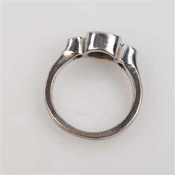 14kt White Gold Blue Stone Diamond Ring