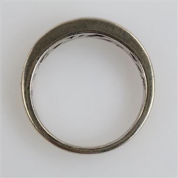 14kt White Gold Diamond Band