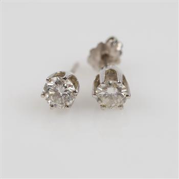 14kt White Gold Diamond Earring
