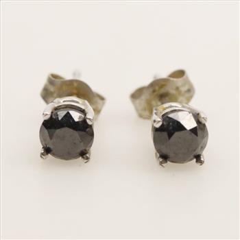 14kt White Gold Diamond Earrings