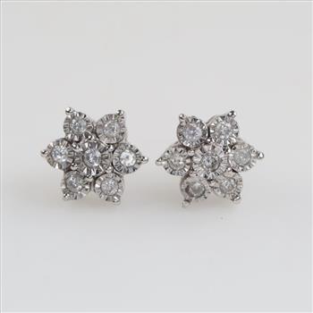 14kt White Gold Diamond Earrings