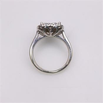 14kt White Gold Diamond Heart Ring