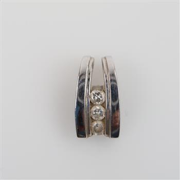14kt White Gold Diamond Pendant