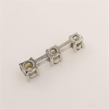 14kt White Gold Diamond Pendant