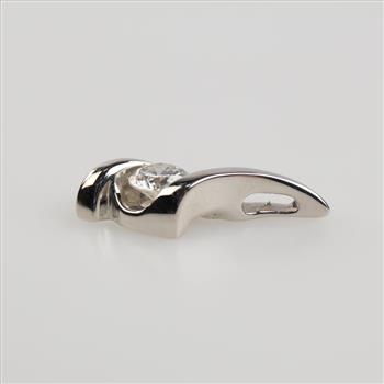 14kt White Gold Diamond Pendant
