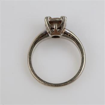 14kt White Gold Diamond Ring