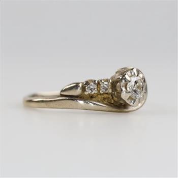 14kt White Gold Diamond Ring