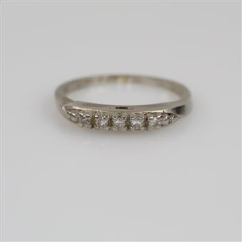 14kt White Gold Diamond Ring