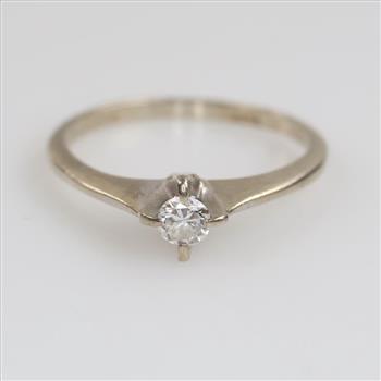 14kt White Gold Diamond Ring