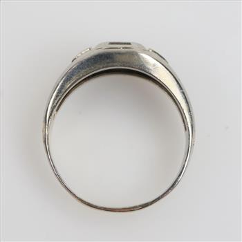 14kt White Gold Diamond Ring