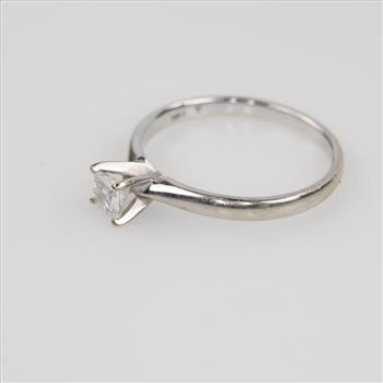 14kt White Gold Diamond Ring