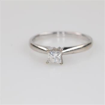 14kt White Gold Diamond Ring