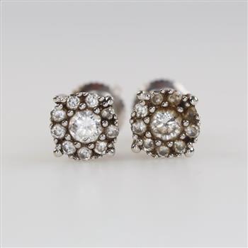 14kt White Gold Diamond Stud Earrings