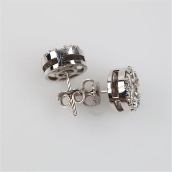14kt White Gold Diamond Stud Earrings