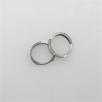 14kt White Gold Hoop Earrings