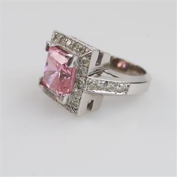 14kt White Gold Pink Glass Diamond Square Top Ring