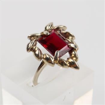14kt White Gold Ruby Heart Ring